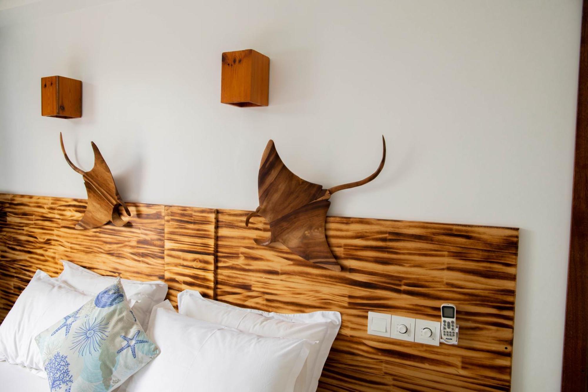 Kudhi Boli Beach House Thulusdhoo Oda fotoğraf